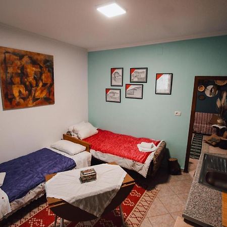 Апартаменты Bb Apartament Гирокастра Экстерьер фото